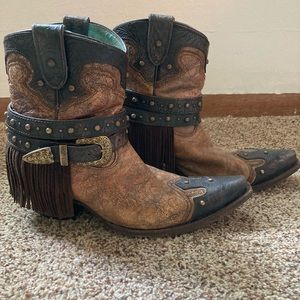 Corral cowboy boots